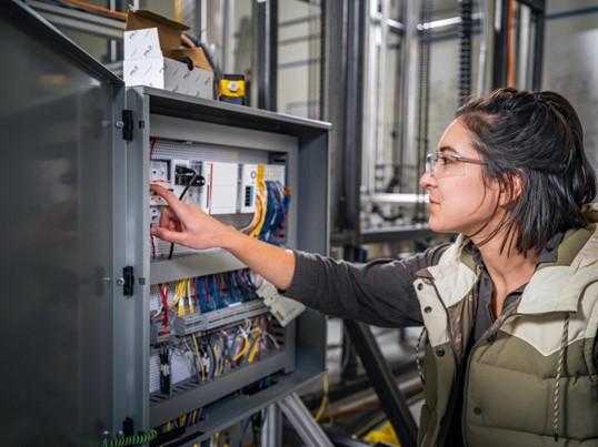 Heirloom ứng dụng Autocad Electrical vào trong quy trình thiết kế các thiết bị giúp họ chống lại biến đổi khí hậu