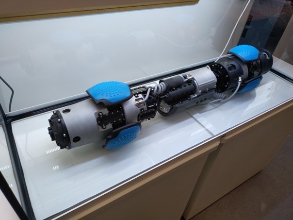 Hình ảnh robot ACWA Pathfinder được trưng bày