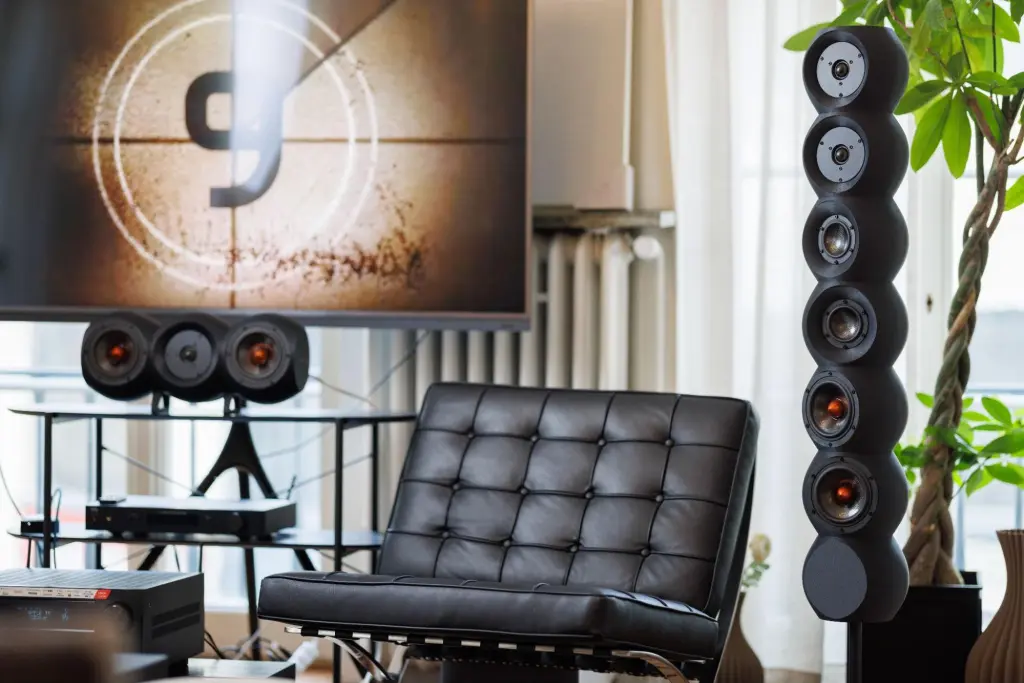 Hình ảnh về các sản phẩm của Infinite Acoustics