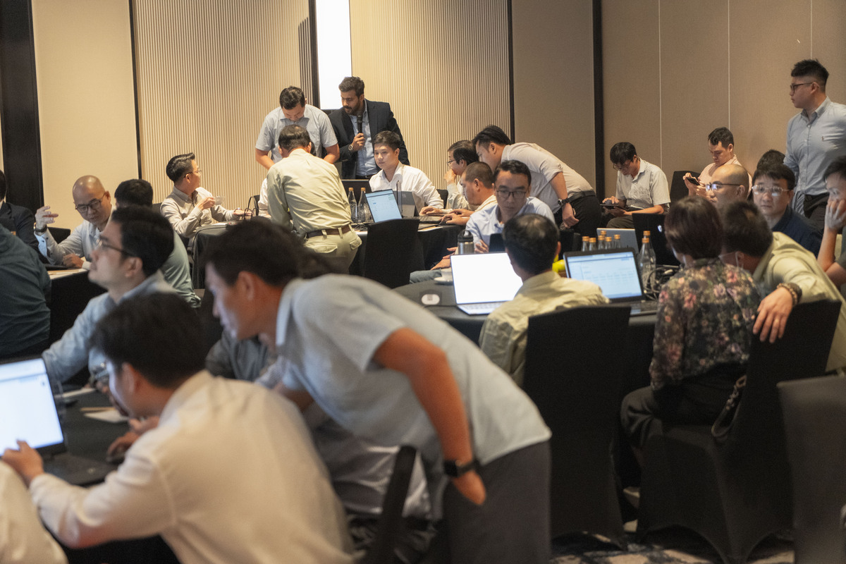 OneCAD hỗ trợ khách hàng trong phiên thực hành