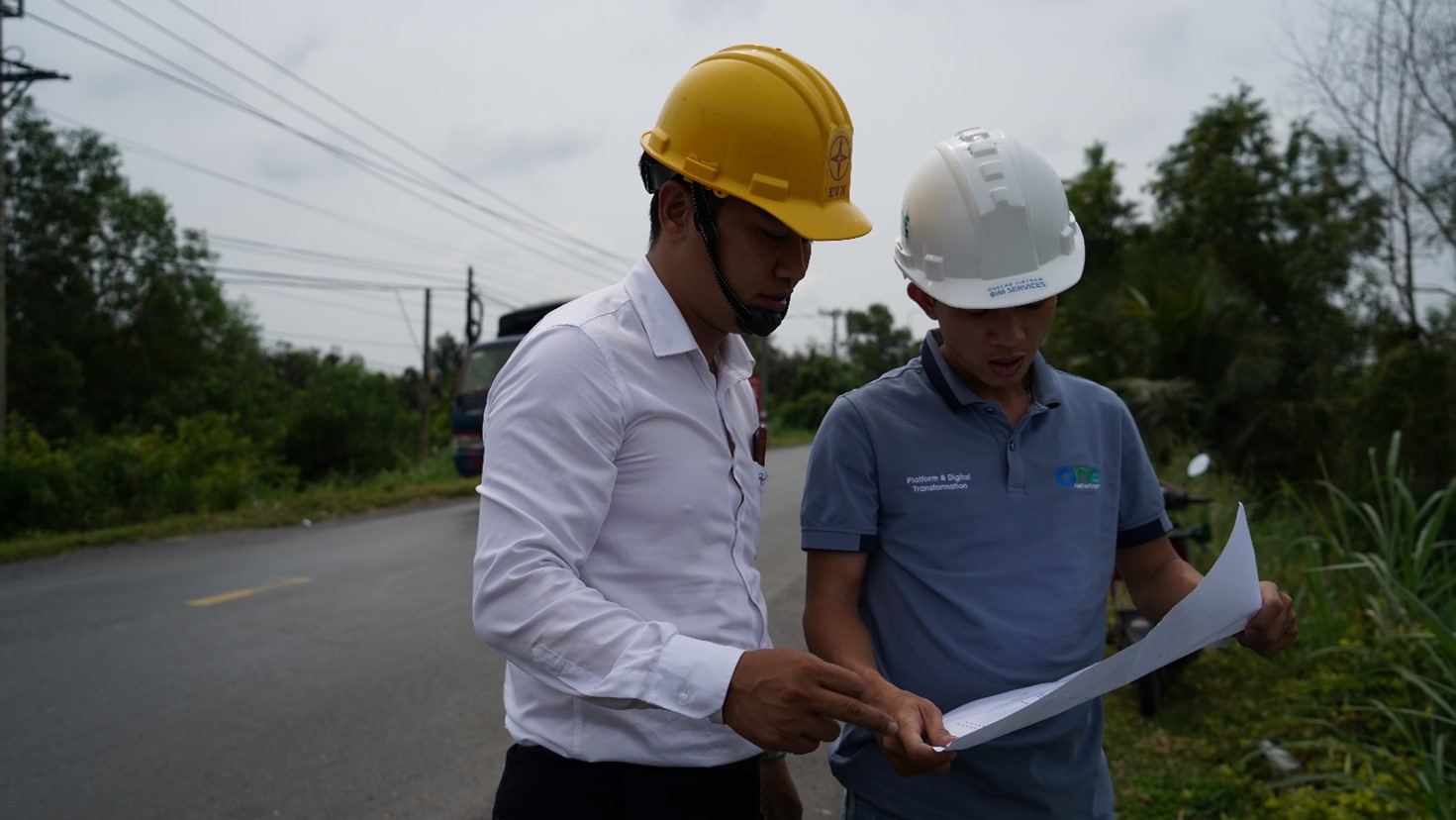 OneCAD Viet Nam phối hợp cùng đơn vị Tư vấn điện Miền Nam triển khai khảo sát thực địa, bàn giao mốc để phục vụ quét UAV LiDAR.